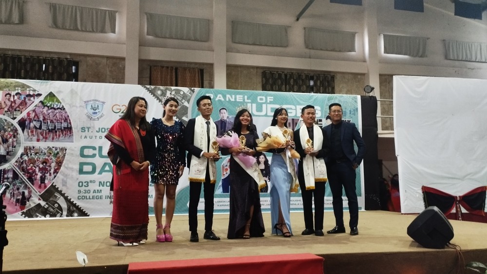 Mr and Miss Josephite with the runners up.